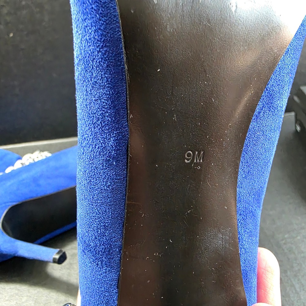 Guess Royal Blue Faux Suede Chain Link Stiletto Ankle Boots Size 9M - Picture 7 of 8